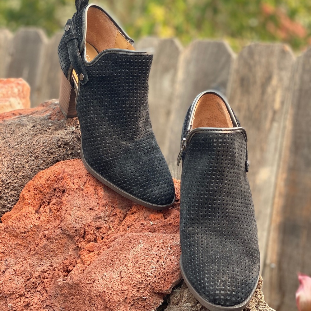 Franco sarto booties